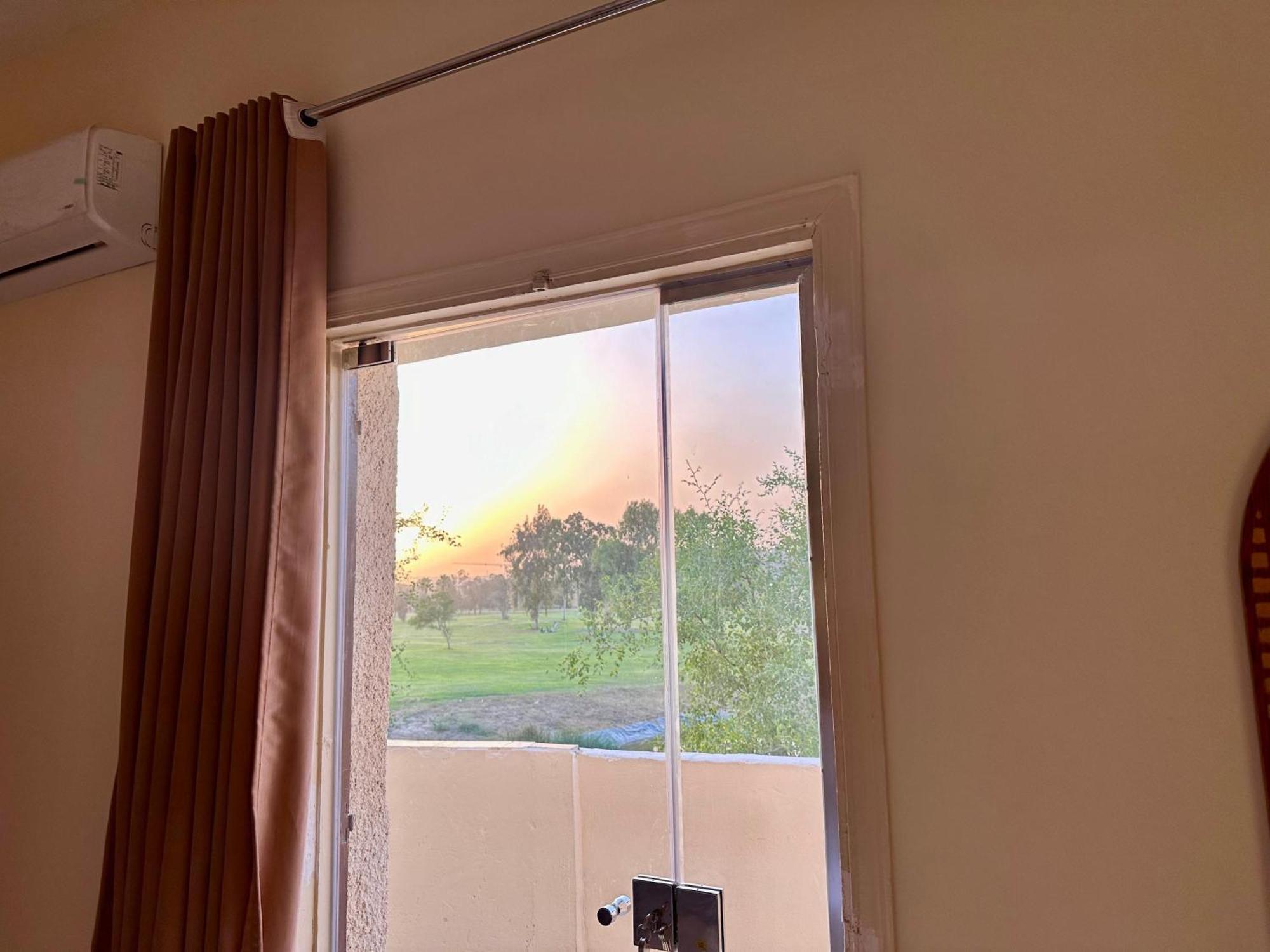 Golf Pyramids View Hotel Kafret el-Gabal Exterior foto
